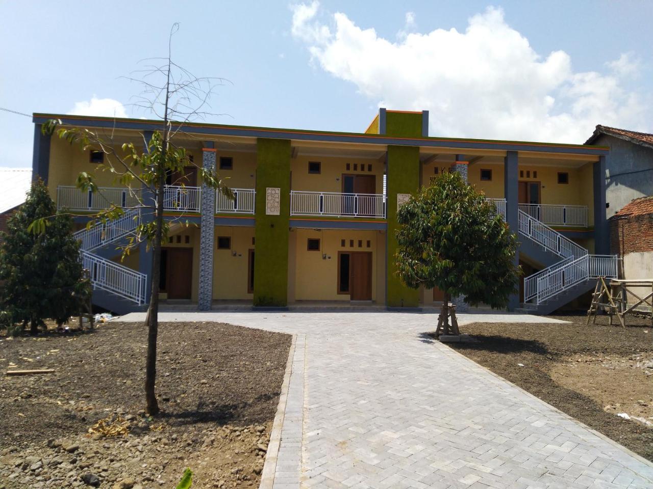 R3 Brawijaya Homestay Banyuwangi  Luaran gambar
