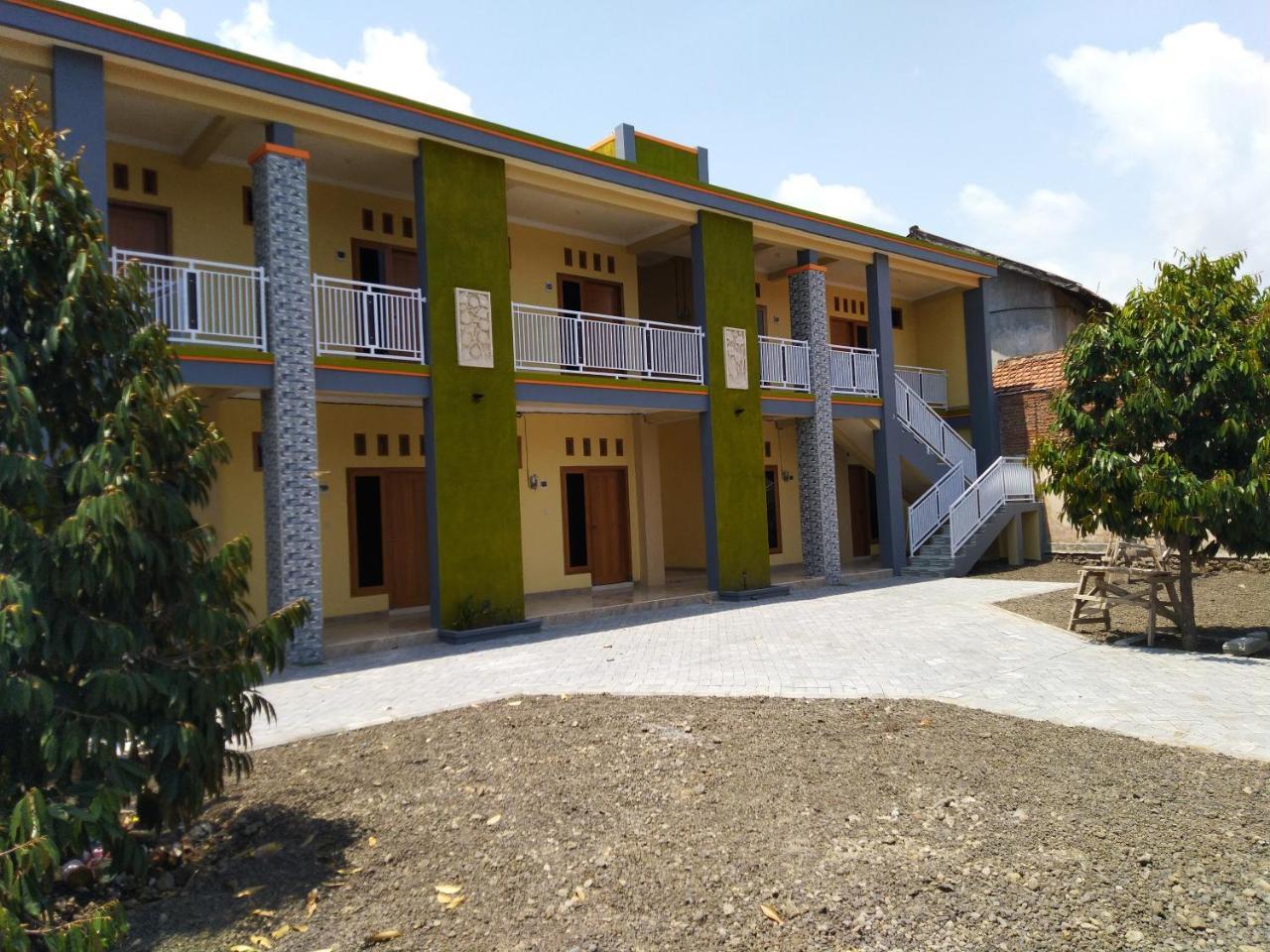 R3 Brawijaya Homestay Banyuwangi  Luaran gambar