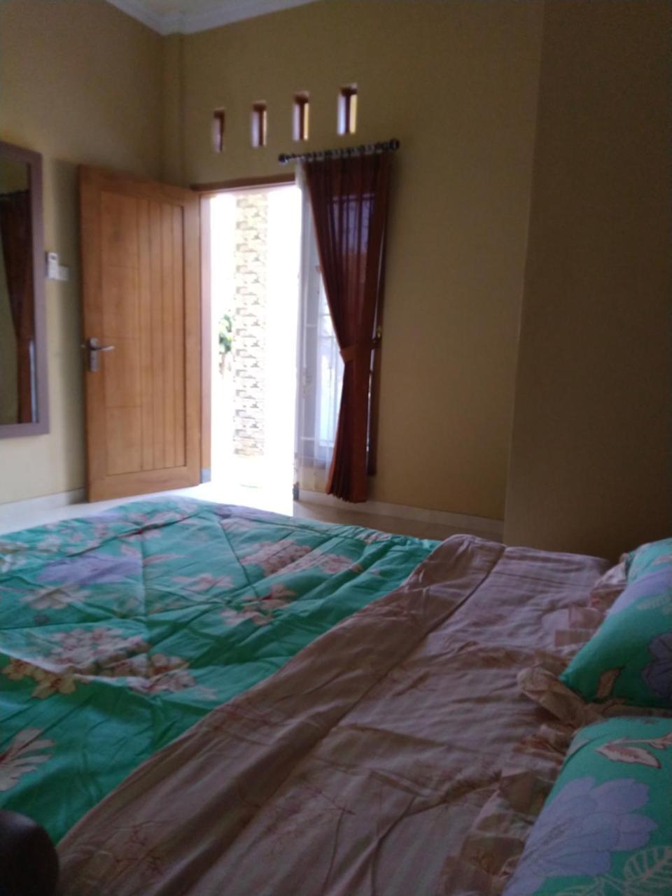 R3 Brawijaya Homestay Banyuwangi  Luaran gambar