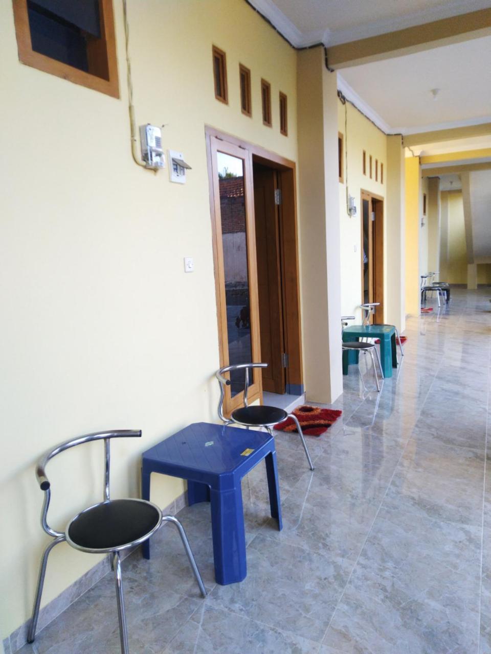 R3 Brawijaya Homestay Banyuwangi  Luaran gambar