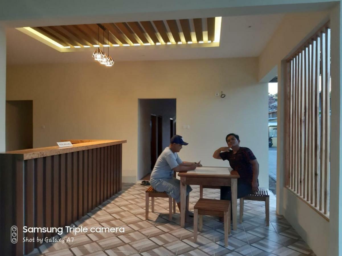 R3 Brawijaya Homestay Banyuwangi  Luaran gambar